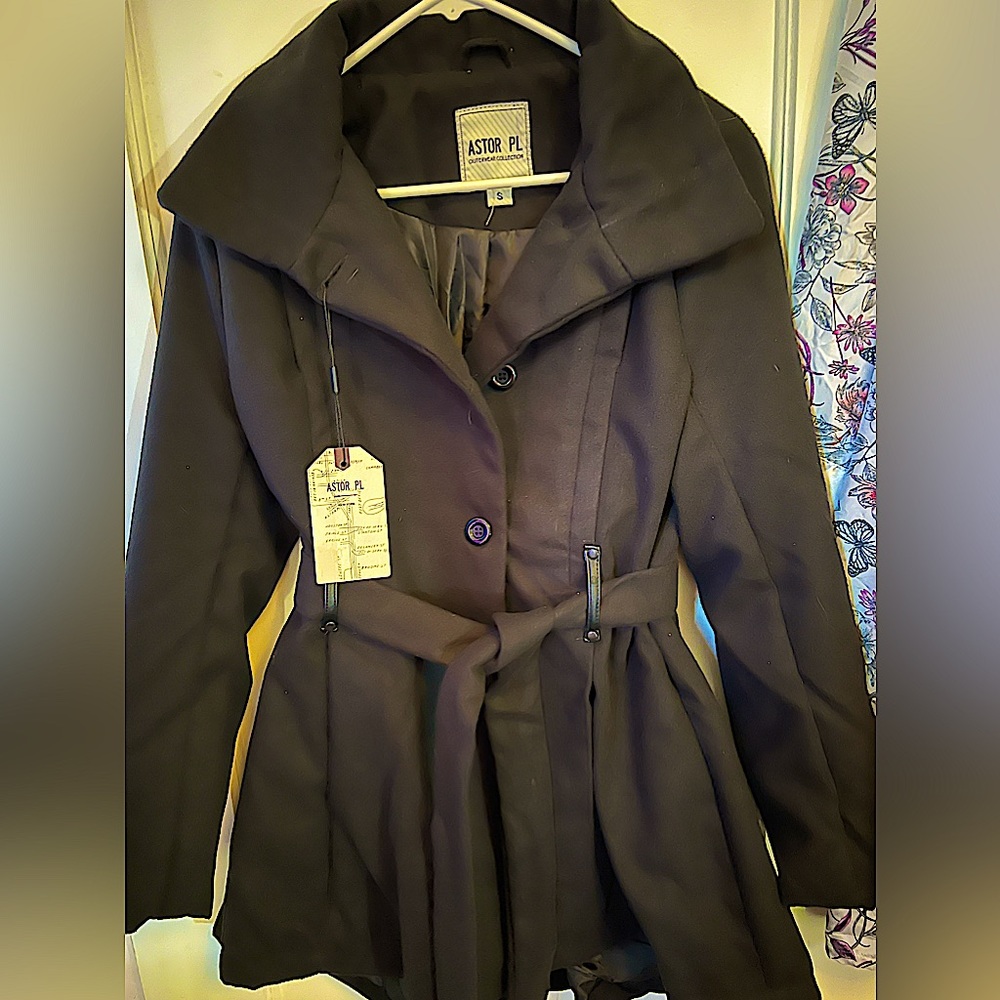 Women’s/ Teen  Pea Coat NWT